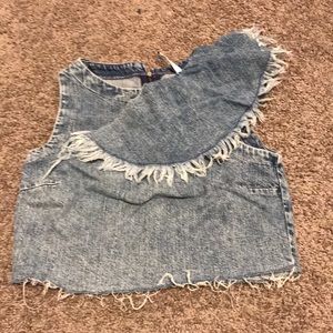 Zara cute asymmetrical chambray crop top.